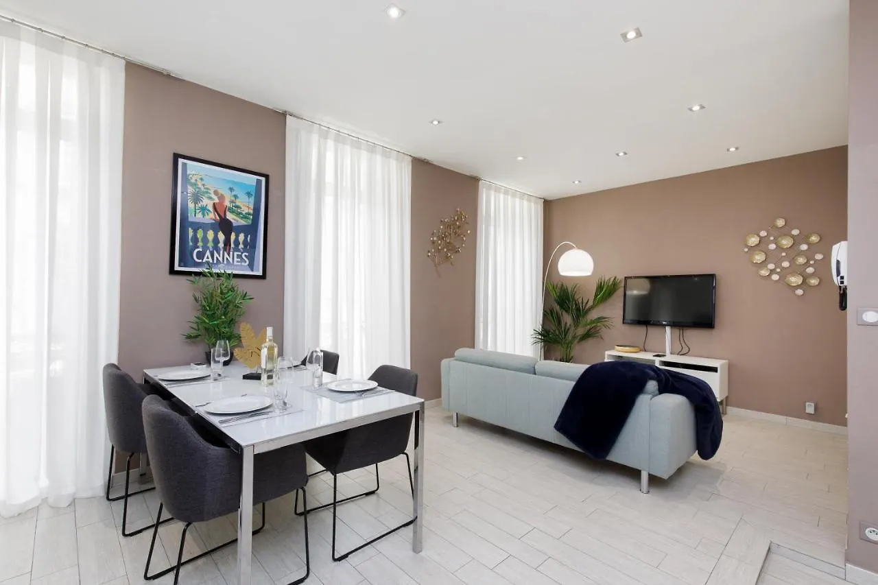 Beautiful 3 Room-Flat Near Palais Cannes